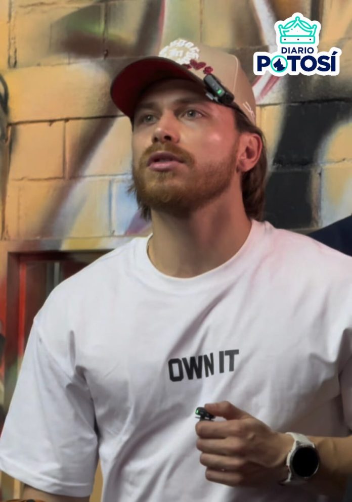 7bb78726-465f-410c-9865-1b179a186efa