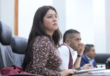 El agua escasea mientras el problema se convierte en disputa política.