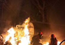 Fuego arrasa con maquinaria en zona de obras en Tamuín