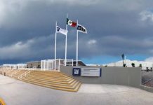 Dan tregua a huelga en GM; negociaciones seguirán hasta el 17 de abril