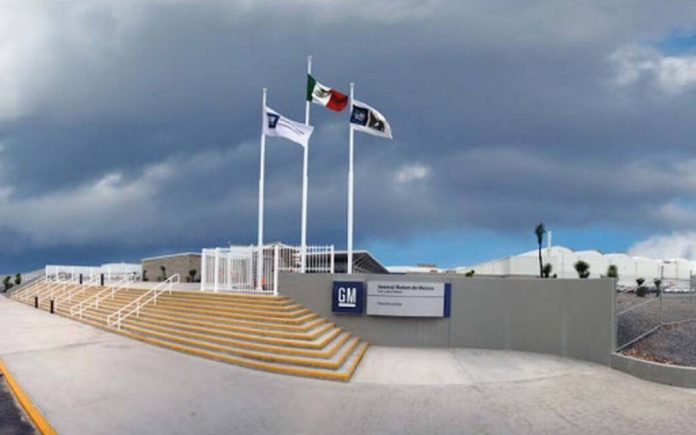 GM-SLP-entra-en-paro-de-labores-por-esta-razon-1024x640