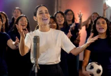 Julieta Venegas presenta “La niña futbolista”, un himno a la igualdad rumbo al Mundial 2026