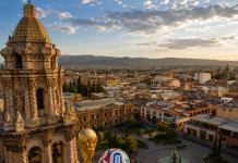 Mundial 2026 se verá en Plaza del Carmen; Gobierno mantiene diálogo para proteger la Plaza de Fundadores.