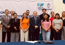 Estudiantes de la UASLP recibirán certificaciones notariales gratuitas tras firma de convenio
