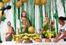 Entre veladoras y milagros, potosinos celebran su fe en San Judas Tadeo